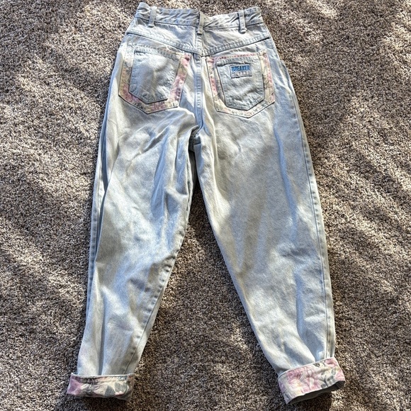 Vintage Breaker Floral Patch Jeans - Picture 2 of 9